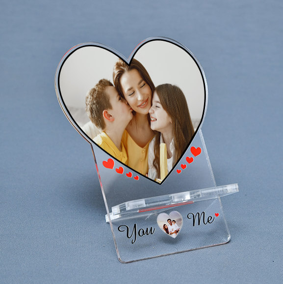 Why Get Yourself a Personalised Acrylic Mobile Stand?