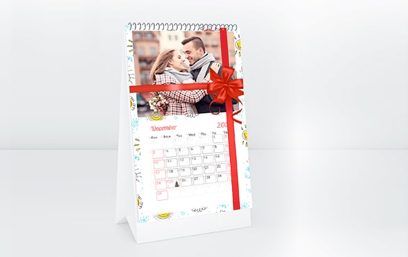 Custom Desk Calendars | Personalized Desk Calendars | CanvasChamp